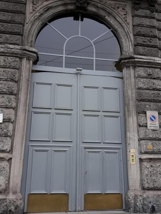 Green Tricolore Milan Exterior photo